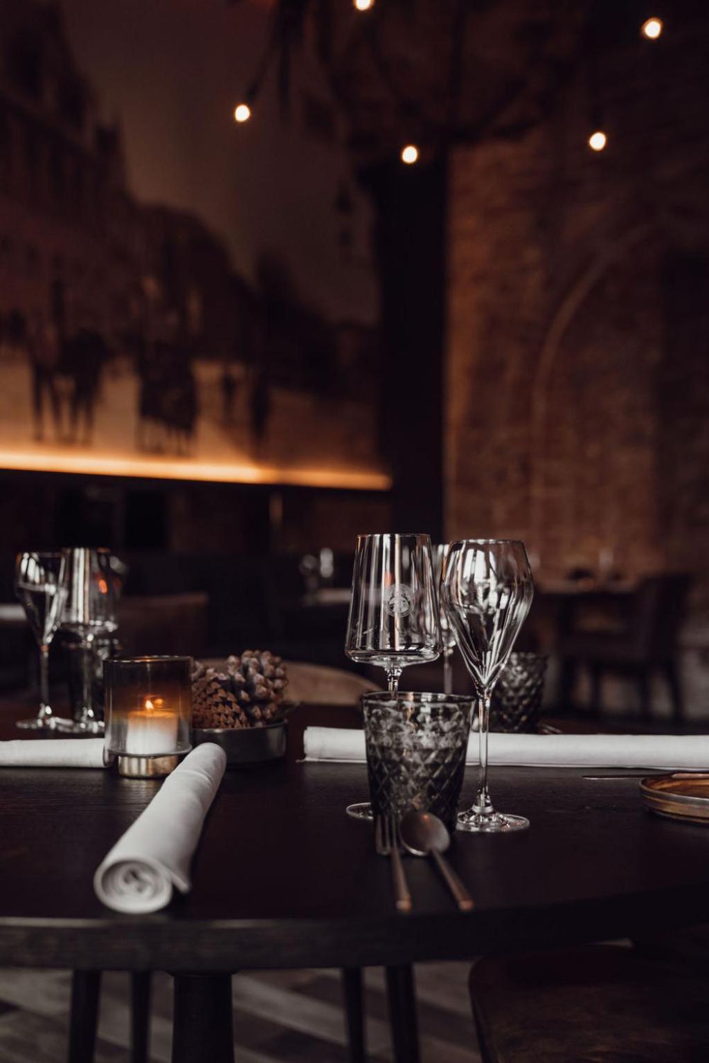 Broederenklooster Hotel ซุทเฟน ภายนอก รูปภาพ