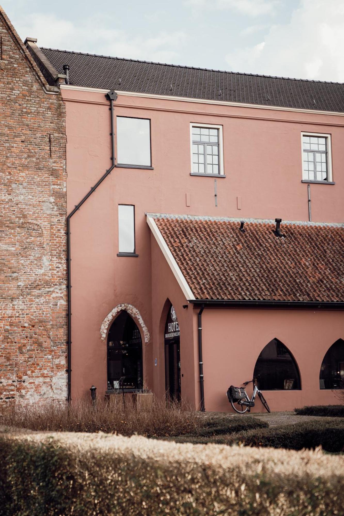 Broederenklooster Hotel ซุทเฟน ภายนอก รูปภาพ