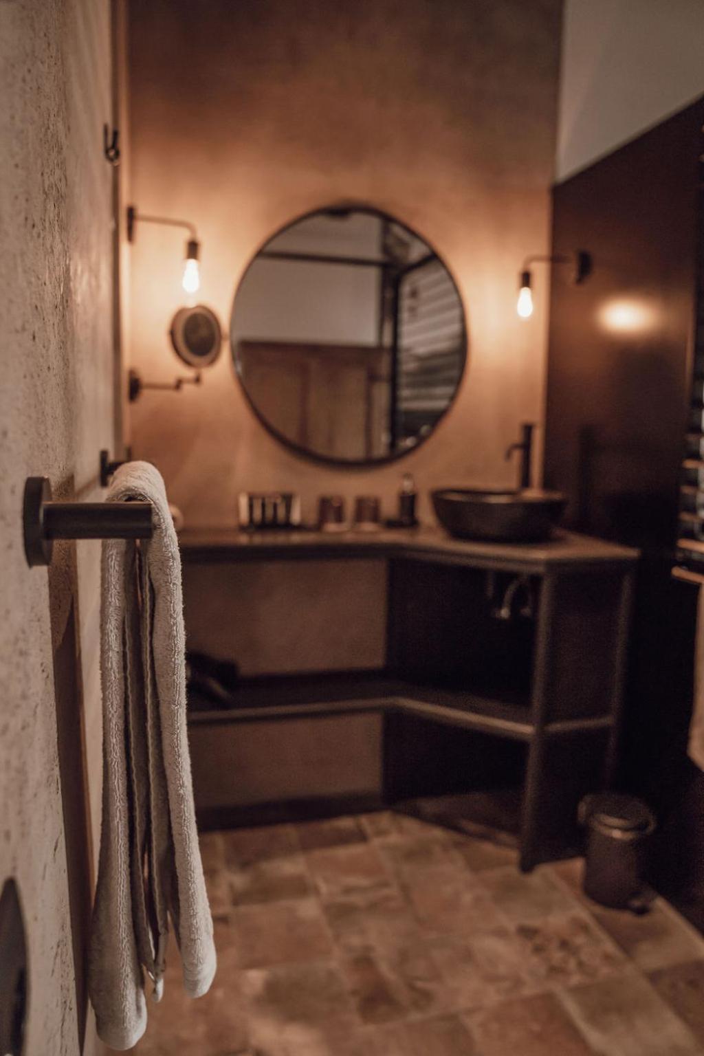 Broederenklooster Hotel ซุทเฟน ภายนอก รูปภาพ