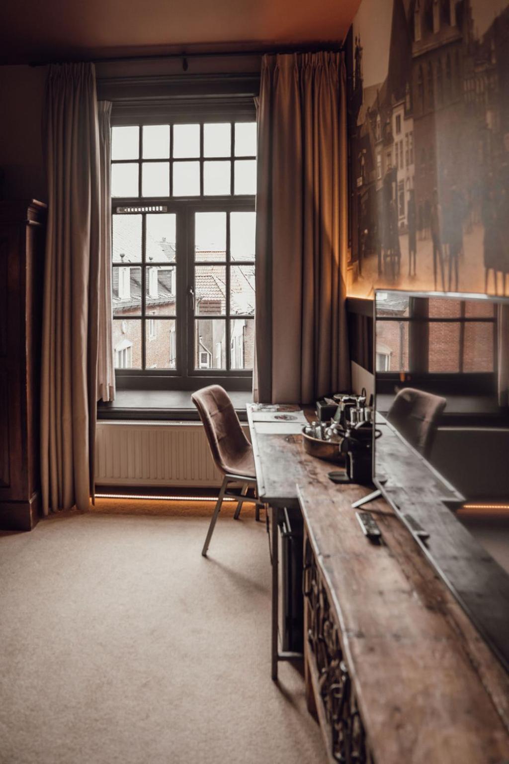 Broederenklooster Hotel ซุทเฟน ภายนอก รูปภาพ